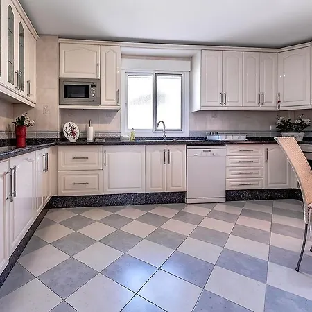 In Los Cristianos Villa *