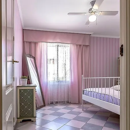 In Los Cristianos Villa